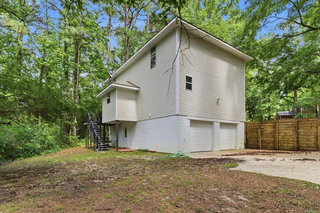 48 Englewood Ln., Hattiesburg, MS 39402