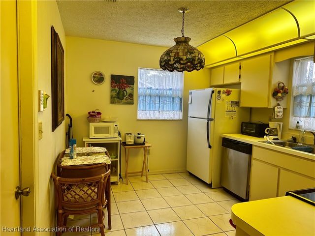 4213 Almeria Avenue, Sebring, FL 33872