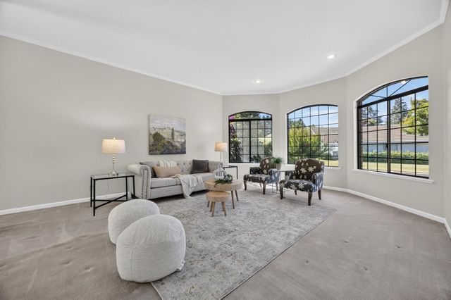 4932 Roselin Way, Elk Grove, CA 95758