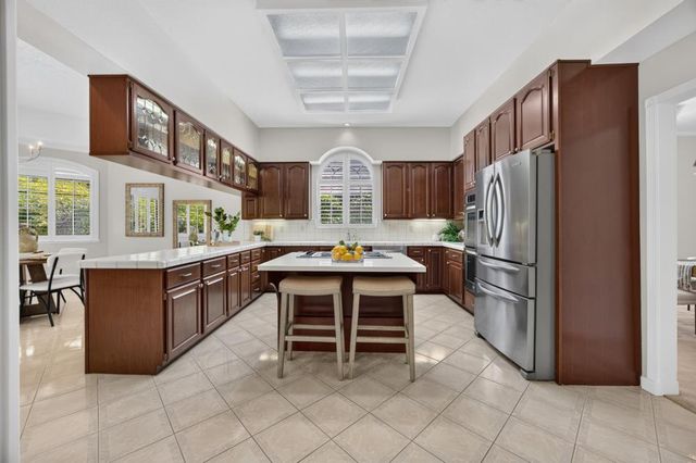 4932 Roselin Way, Elk Grove, CA 95758