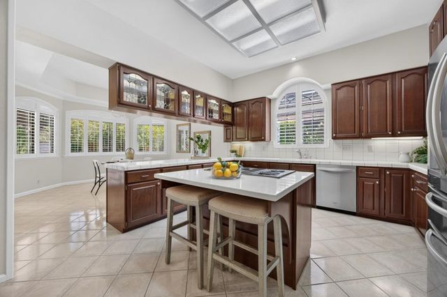 4932 Roselin Way, Elk Grove, CA 95758