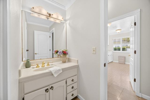 4932 Roselin Way, Elk Grove, CA 95758