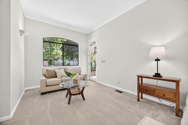 4932 Roselin Way, Elk Grove, CA 95758