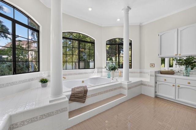 4932 Roselin Way, Elk Grove, CA 95758