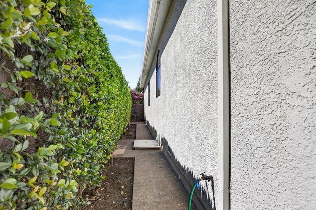 4932 Roselin Way, Elk Grove, CA 95758