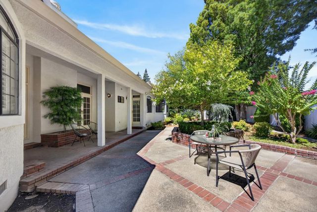 4932 Roselin Way, Elk Grove, CA 95758