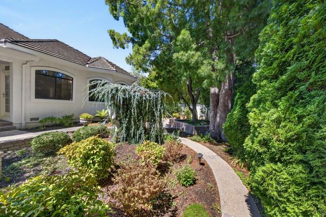4932 Roselin Way, Elk Grove, CA 95758