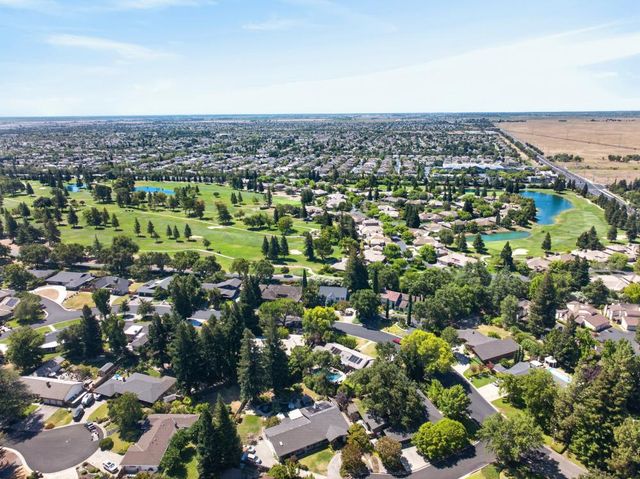 4932 Roselin Way, Elk Grove, CA 95758