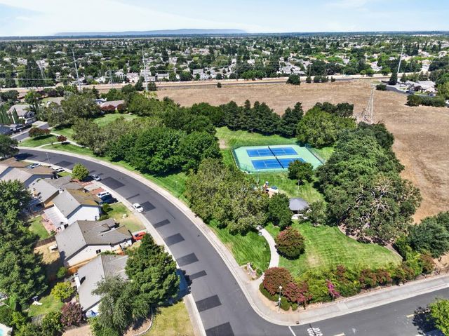 4932 Roselin Way, Elk Grove, CA 95758