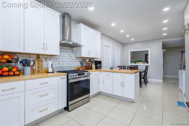 8080 Gartner Street, Detroit, MI 48209