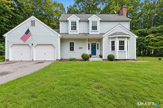 11 Ebony Lane, Essex, CT 06442