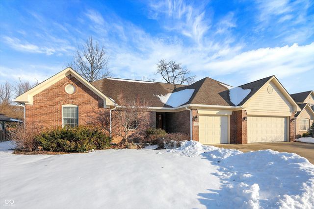 6670 Woodcrest Drive, Avon, IN 46123