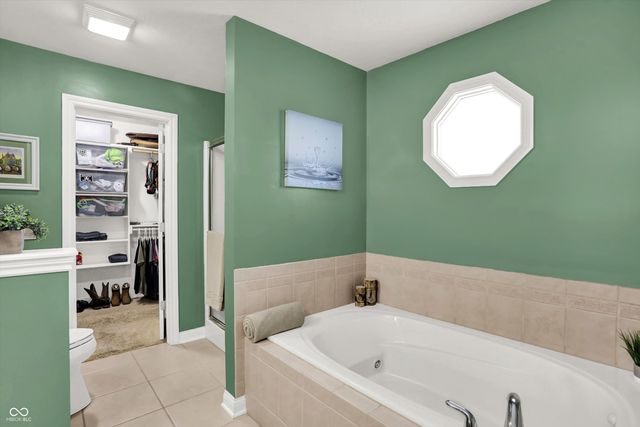 6670 Woodcrest Drive, Avon, IN 46123