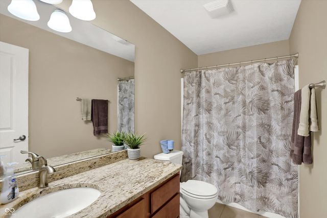 6670 Woodcrest Drive, Avon, IN 46123