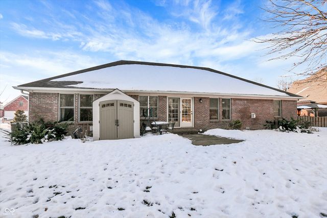 6670 Woodcrest Drive, Avon, IN 46123