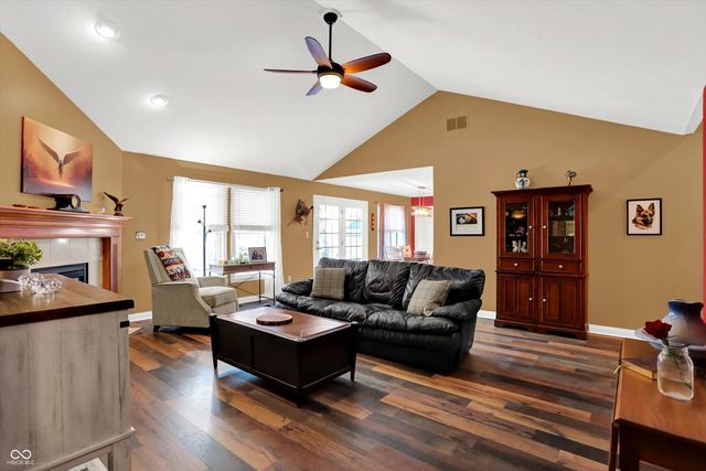 6670 Woodcrest Drive, Avon, IN 46123