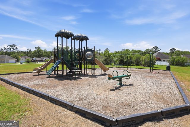 1209 Peacock Trail, Hinesville, GA 31313