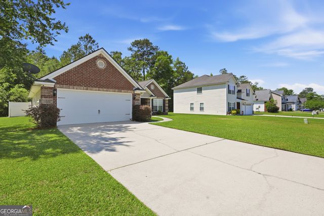 1209 Peacock Trail, Hinesville, GA 31313