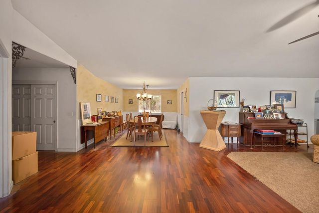 10520 Oak Springs Rd, Penn Valley, CA 95946