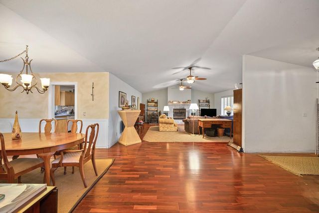 10520 Oak Springs Rd, Penn Valley, CA 95946