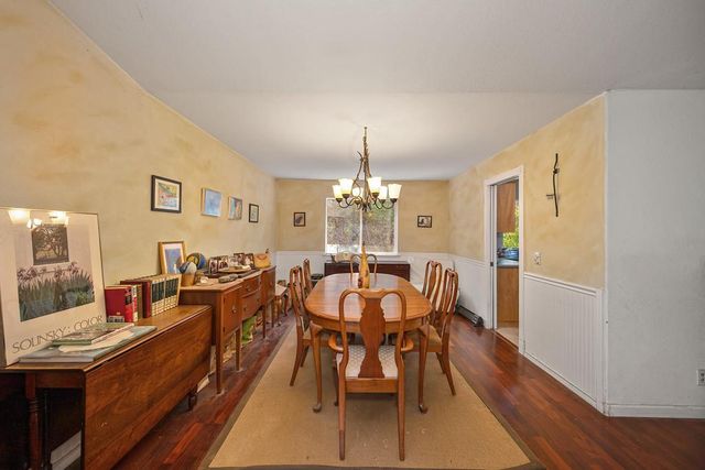 10520 Oak Springs Rd, Penn Valley, CA 95946