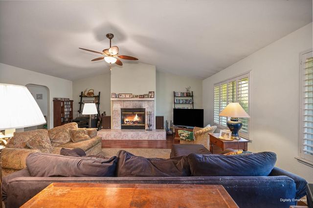 10520 Oak Springs Rd, Penn Valley, CA 95946