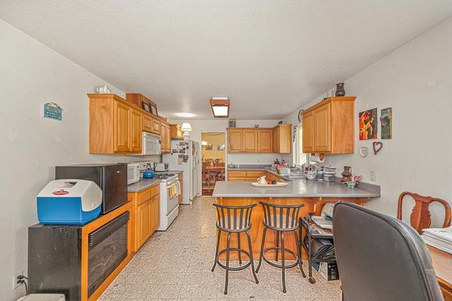 10520 Oak Springs Rd, Penn Valley, CA 95946