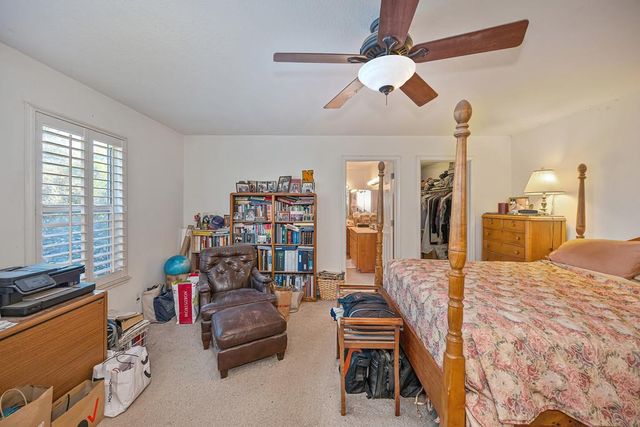 10520 Oak Springs Rd, Penn Valley, CA 95946
