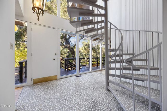 3556 Canyon Crest Road, Altadena, CA 91001