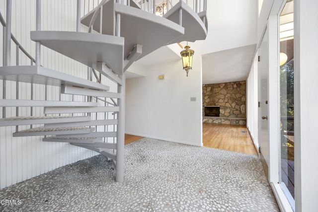 3556 Canyon Crest Road, Altadena, CA 91001