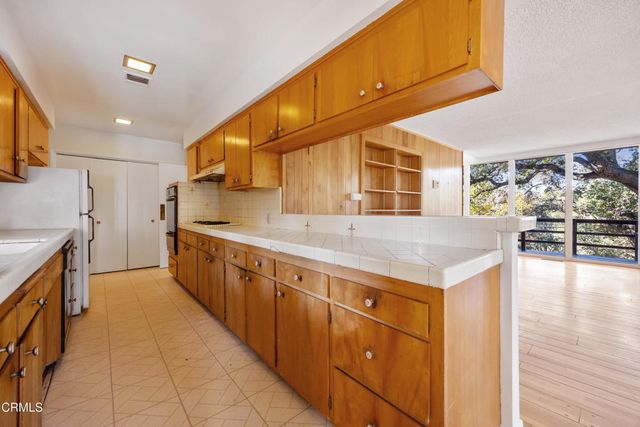 3556 Canyon Crest Road, Altadena, CA 91001