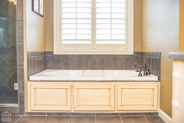 2214 Autumn Drive, Jonesboro, AR 72404