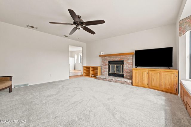 3660 W El Moraga Place, Tucson, AZ 85745