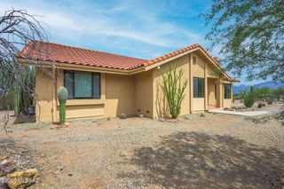 3660 W El Moraga Place, Tucson, AZ 85745