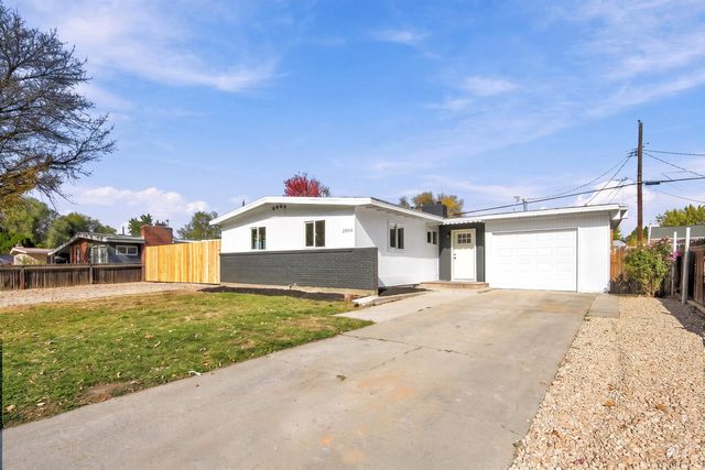 2904 W Malad St, Boise, ID 83705 property photo
