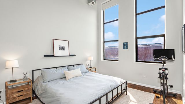 758 N Larrabee Street 408, Chicago, IL 60654