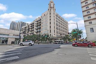 758 N Larrabee Street 408, Chicago, IL 60654