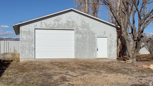 418 S 100 E, Wellington, UT 84542