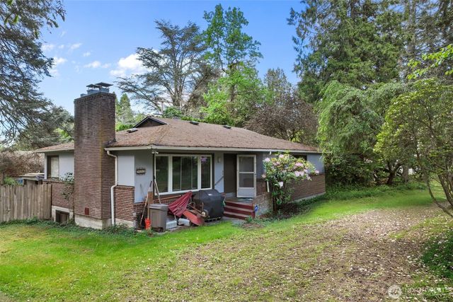 7002 NE 170th Street, Kenmore, WA 98028