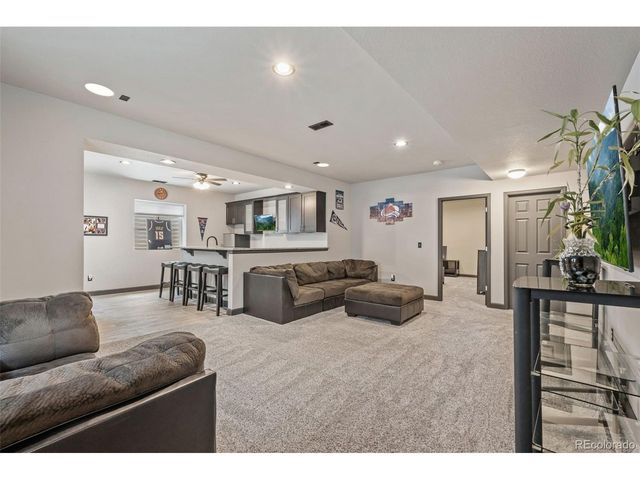 1414 Castle Creek Cir, Castle Rock, CO 80104