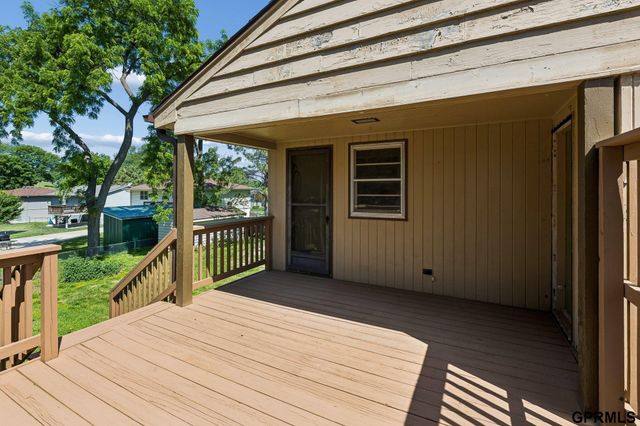 2928 S 50Th Street, Omaha, NE 68106