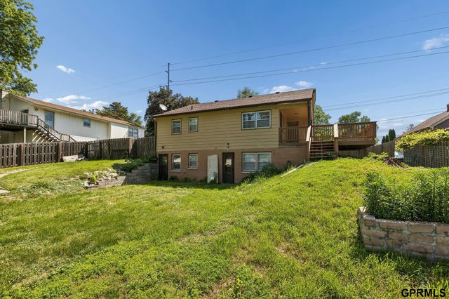 2928 S 50Th Street, Omaha, NE 68106