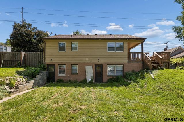 2928 S 50Th Street, Omaha, NE 68106