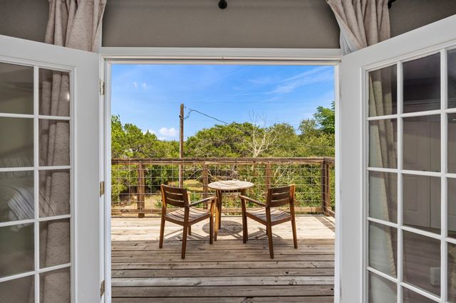 1265 Comanche Path, Bandera, TX 78003