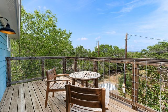 1265 Comanche Path, Bandera, TX 78003