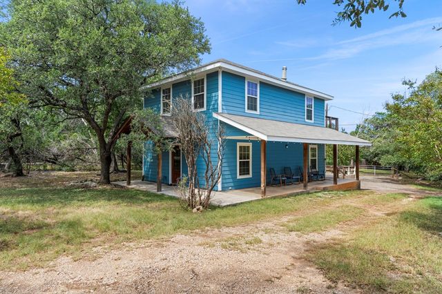1265 Comanche Path, Bandera, TX 78003