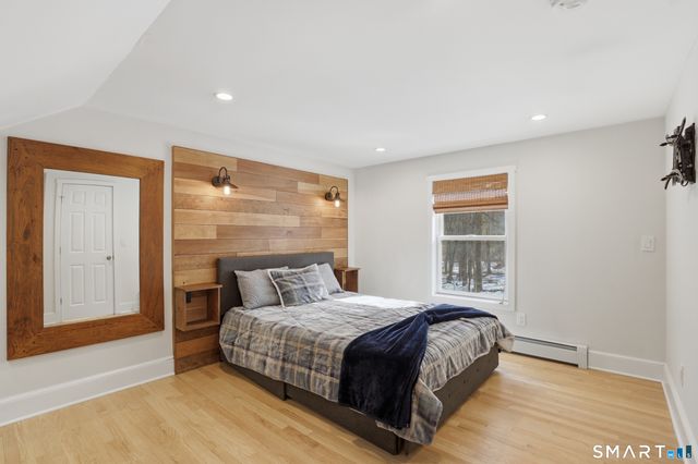 58 Sleepy Hollow Lane, Stamford, CT 06907