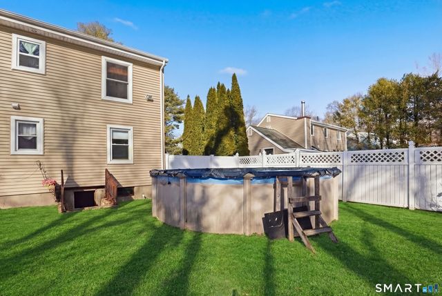 58 Sleepy Hollow Lane, Stamford, CT 06907