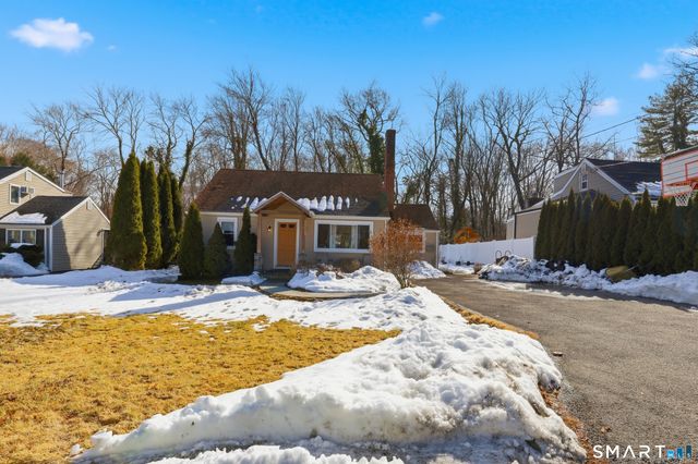 58 Sleepy Hollow Lane, Stamford, CT 06907