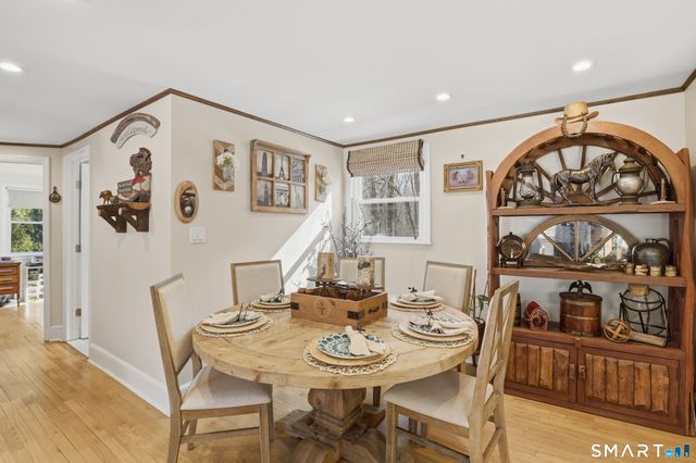 58 Sleepy Hollow Lane, Stamford, CT 06907